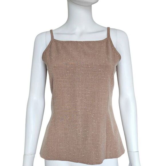 subversive tailored tank top - Picture 2 of 6